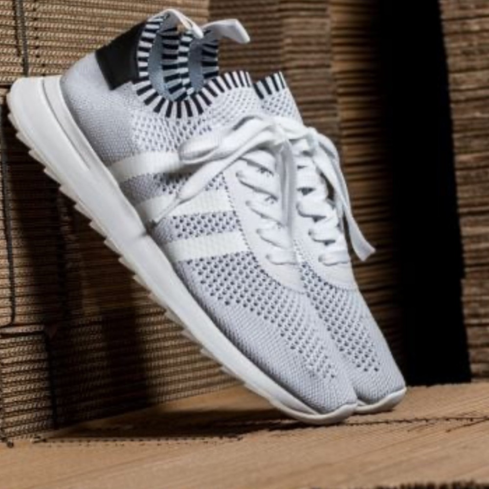 Sneakers ADIDAS woman size: 7